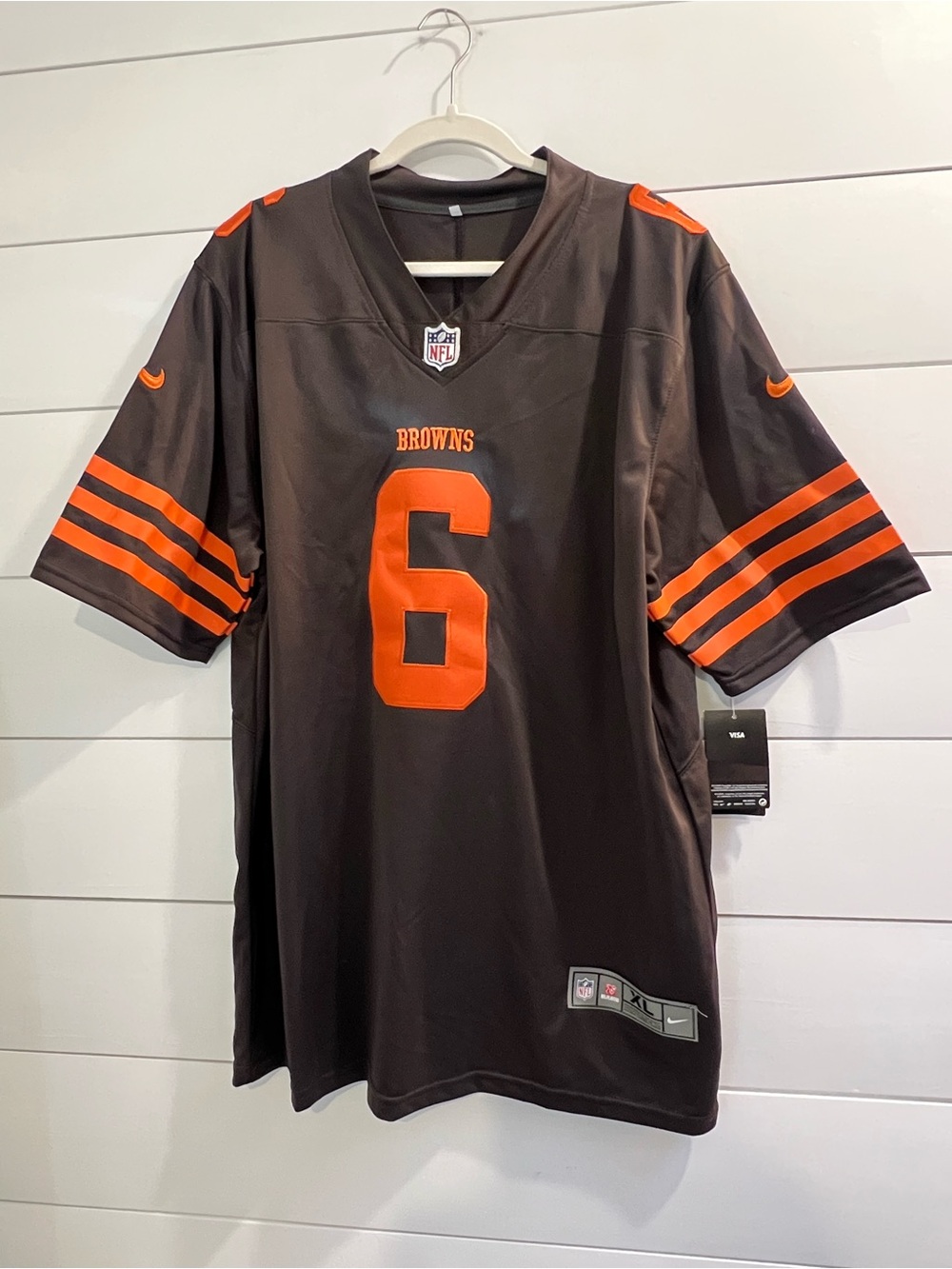 NWT Nike Men's Cleveland Browns Nike NFL #6 Football Jersey